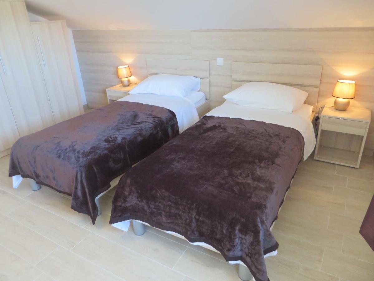 Luka Apartments بيوغْغاد نا موغو المظهر الخارجي الصورة