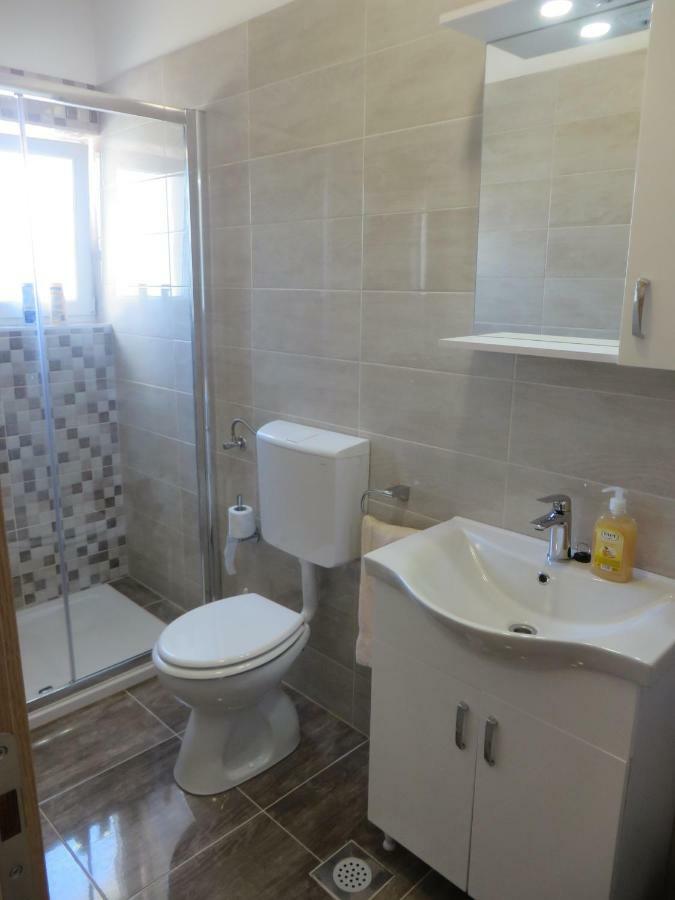 Luka Apartments بيوغْغاد نا موغو المظهر الخارجي الصورة