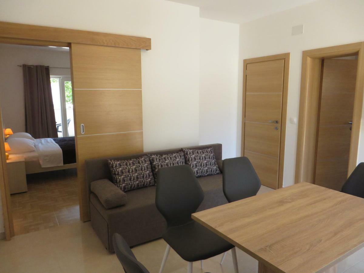 Luka Apartments بيوغْغاد نا موغو المظهر الخارجي الصورة