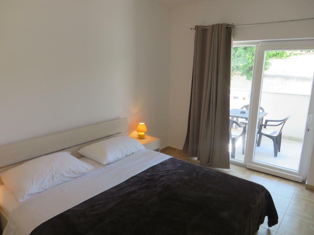 Luka Apartments بيوغْغاد نا موغو المظهر الخارجي الصورة