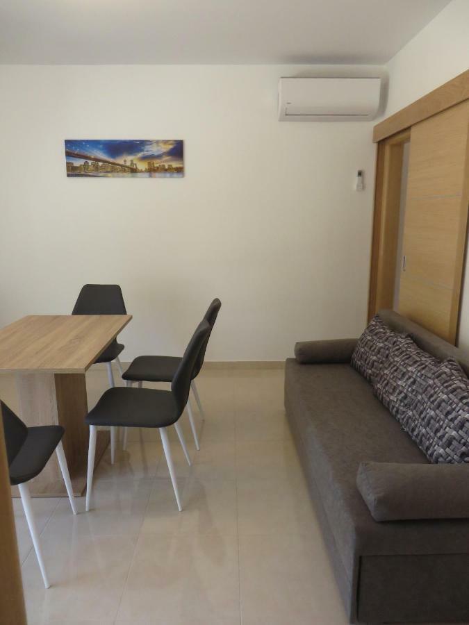 Luka Apartments بيوغْغاد نا موغو المظهر الخارجي الصورة