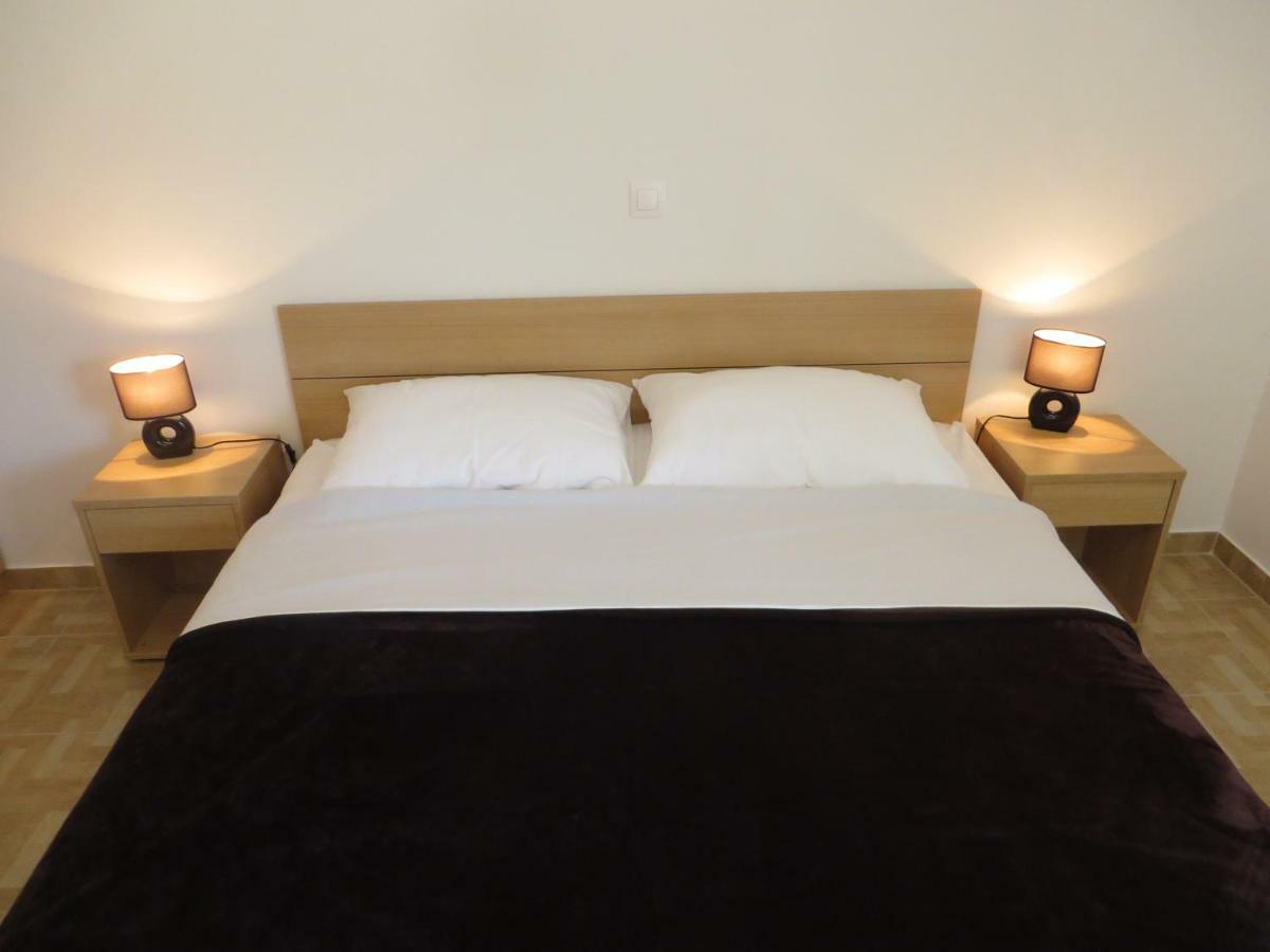 Luka Apartments بيوغْغاد نا موغو المظهر الخارجي الصورة