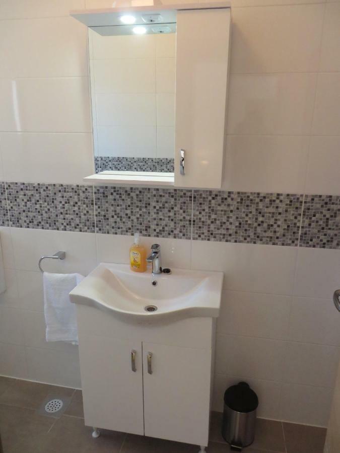 Luka Apartments بيوغْغاد نا موغو المظهر الخارجي الصورة