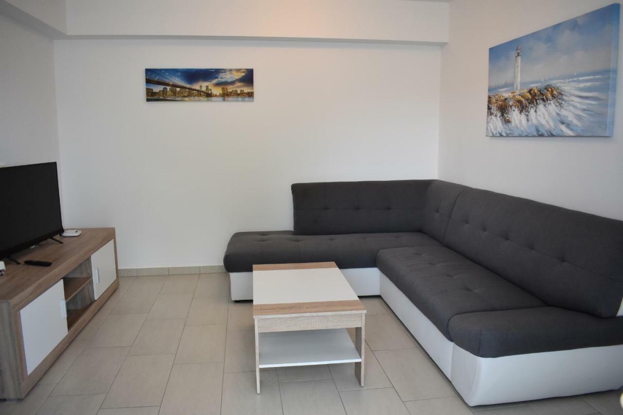 Luka Apartments بيوغْغاد نا موغو المظهر الخارجي الصورة